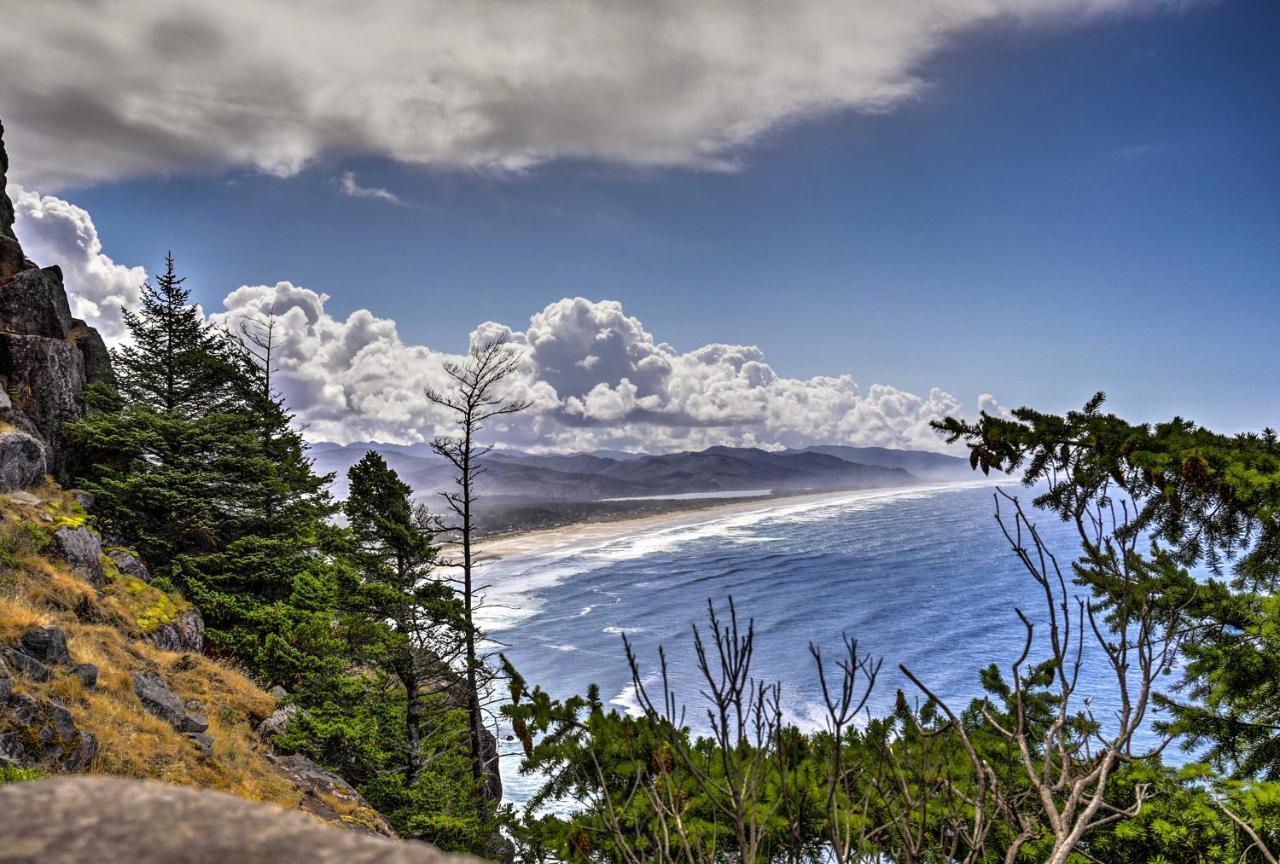 Oceanfront Escape With Pacific Views Surf And Explore Arch Cape Extérieur photo